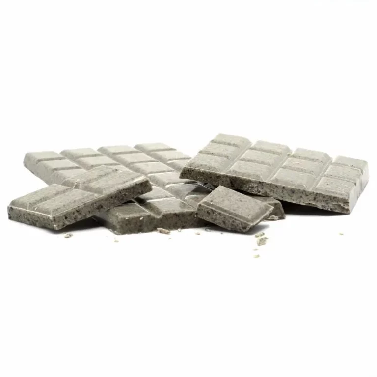 Chocolit Cookies And Cream THC Chocolate Bar VIC